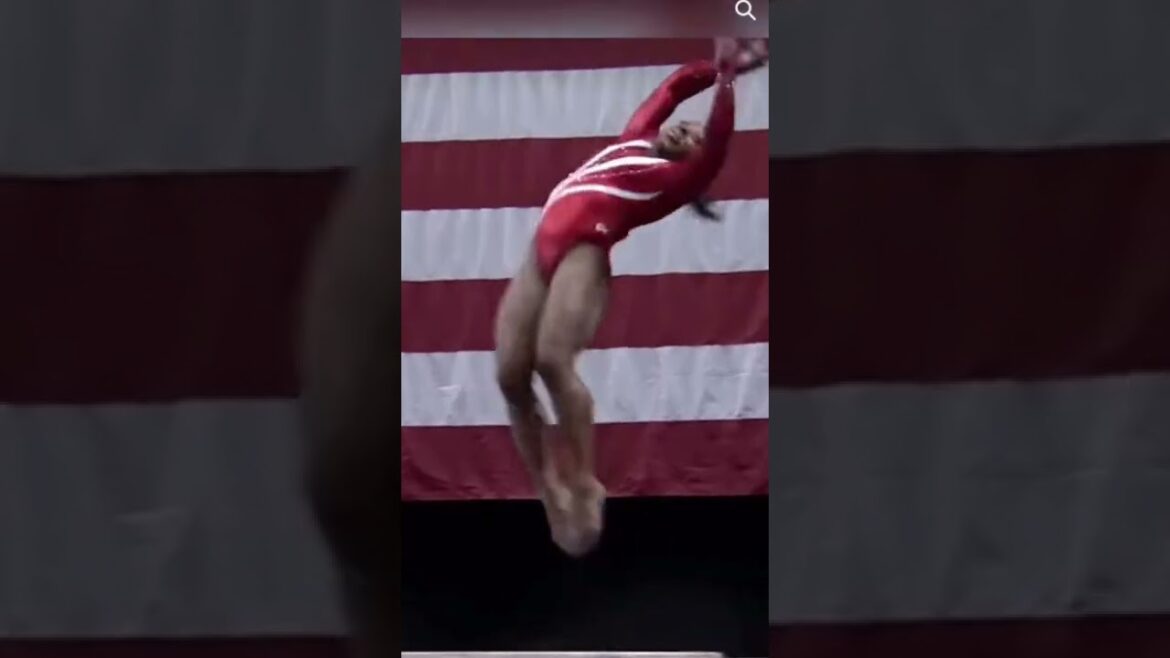 Simone Biles Beam 🥵🥵🔥 #shorts #gymnastics #olympics #shortsfeed