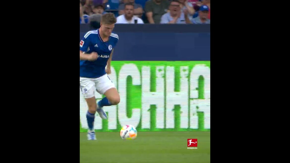 맨시티에서 묀헨으로 이적한 이타쿠라 코 올시즌 베스트 수비