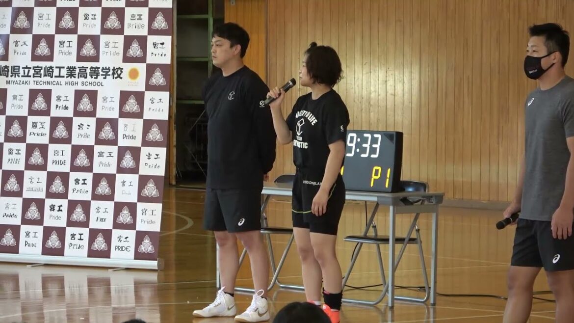 東京五輪 金メダリスト 向田 真優 選手による熱血指導【レスリング選手交流会】