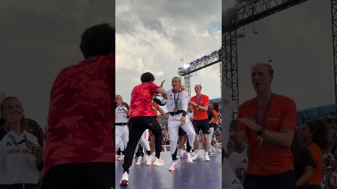 コピー ED21BD51 E45A 4816 9ADB D3516AA1F563