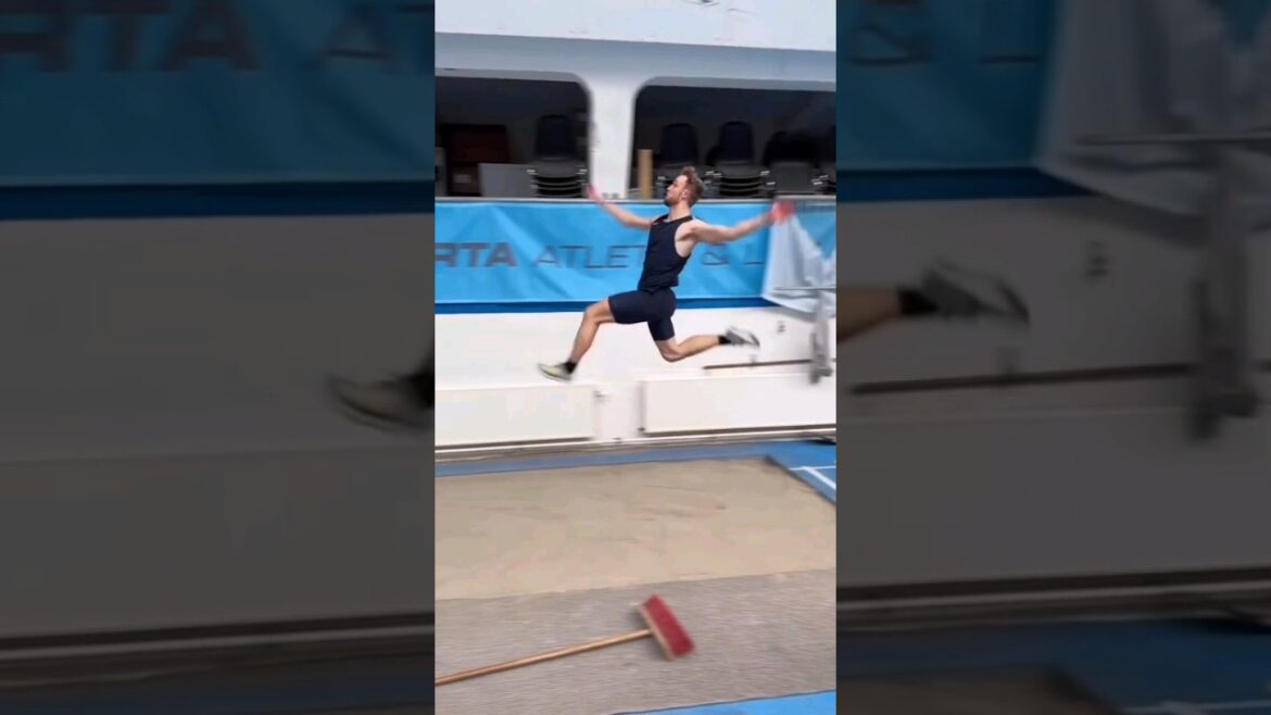 Long jump technique #trackandfield #olympicsport #sports #olympic