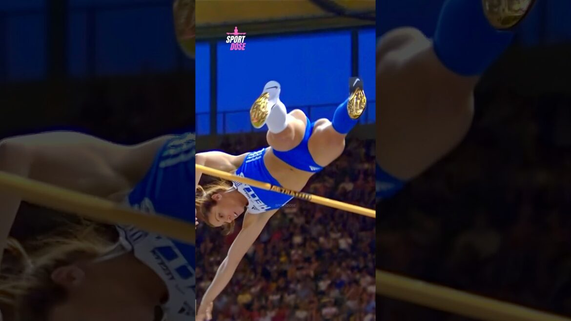🤩 CRAZY Moments In Women’s Pole Vault #shorts