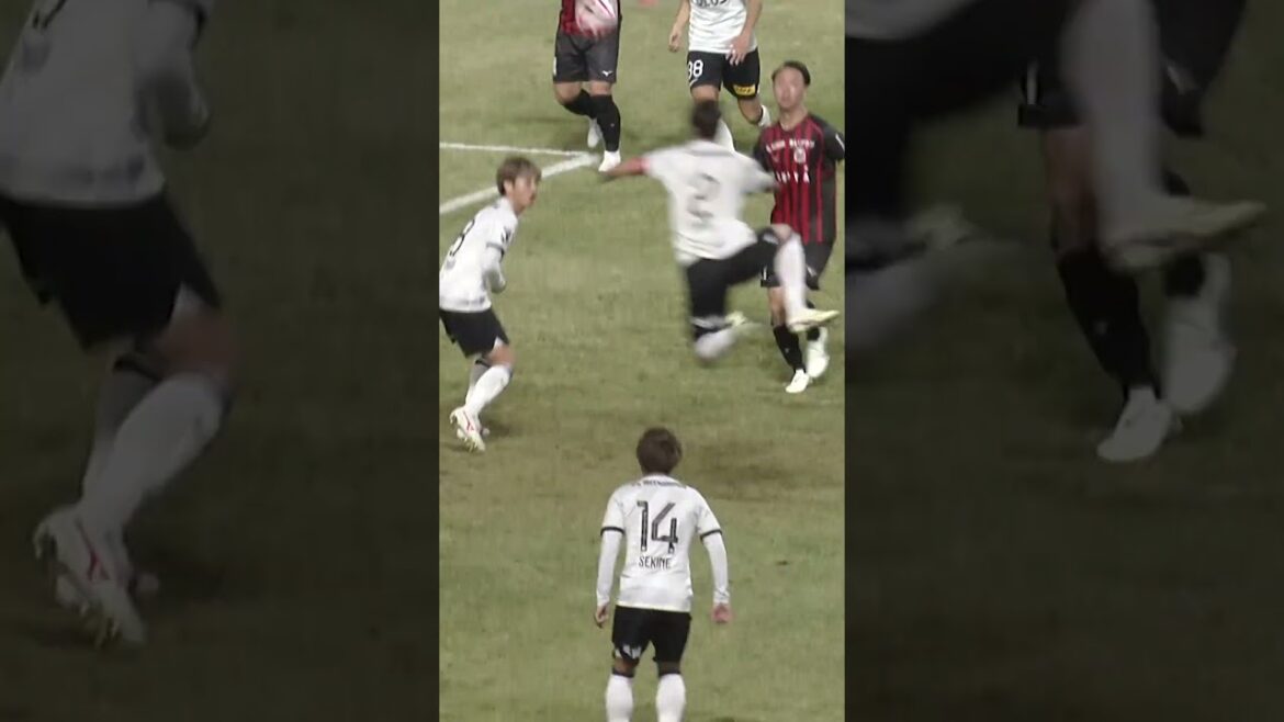 【画面外から登場】キャプテン酒井宏樹の高打点ヘディング!