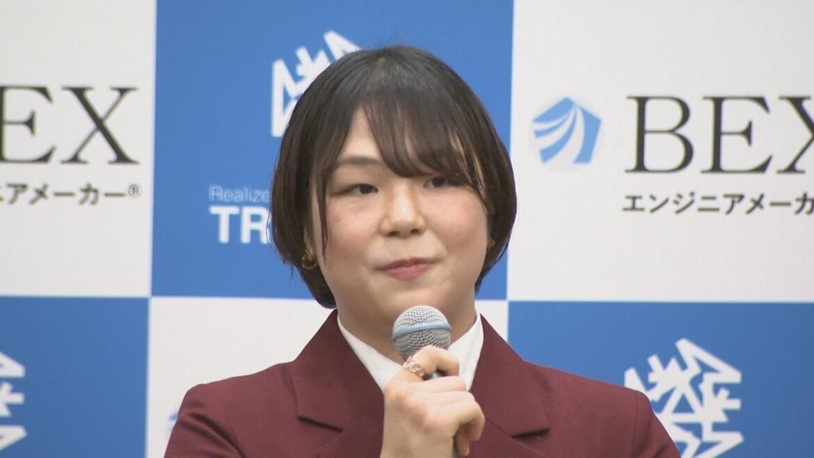 パリ五輪金メダリスト レスリング・藤波朱理選手 地元の子どもたちにアドバイス「男女関係なくぶっ倒せ!」三重・四日市市