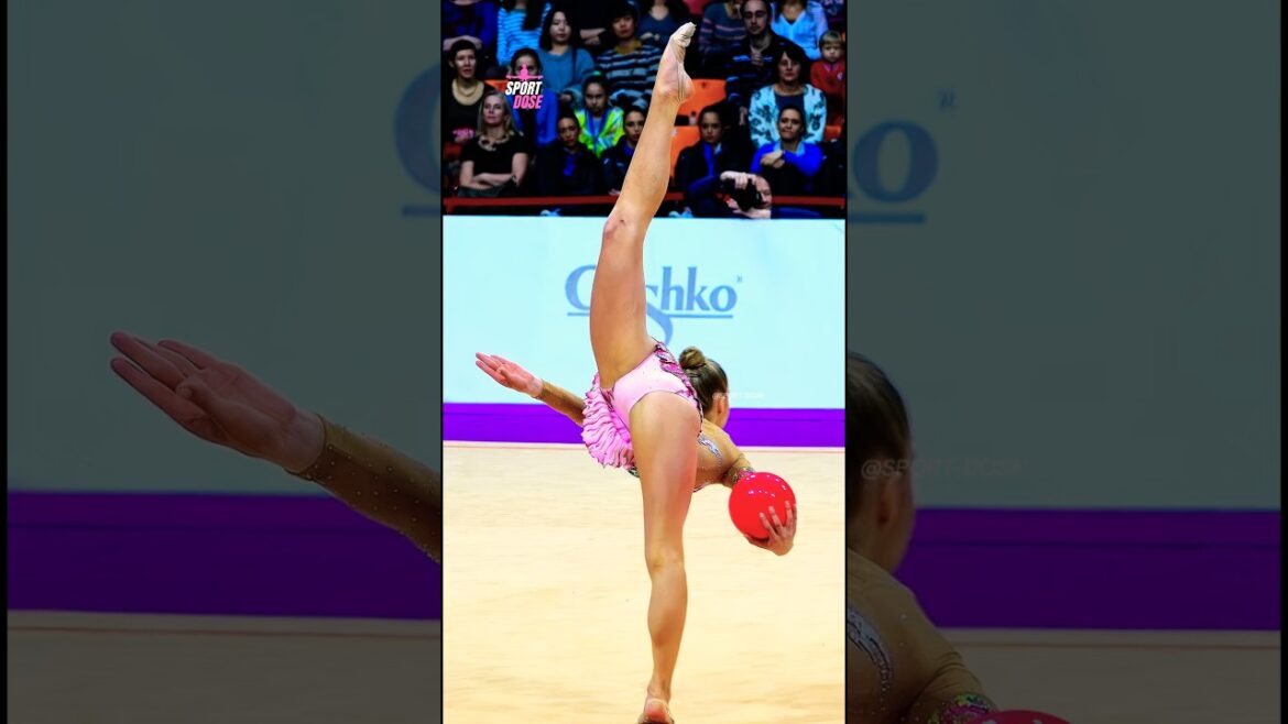 SIMPLY Amazing Moments In Women’s Artistic Gymnastics 😎