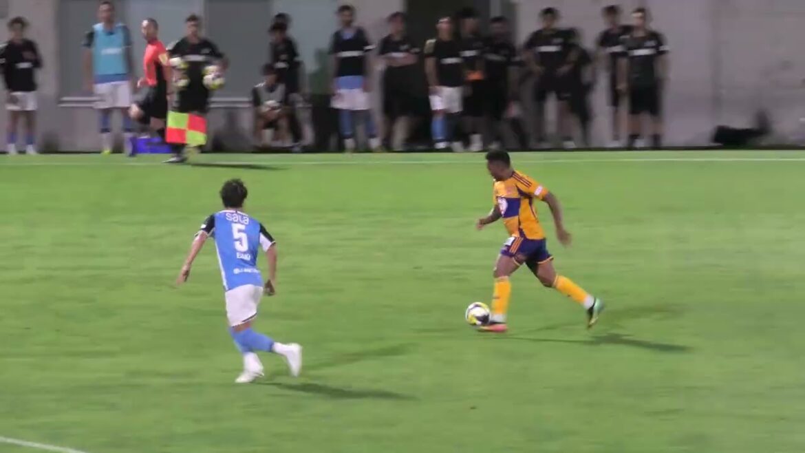 ジュビロ磐田 GK川島永嗣選手がベガルタ仙台 エロン選手のカウンターからのシュートを横っ飛びで防ぐ 2025/6/28 J2 第21節 ヤマハスタジアム