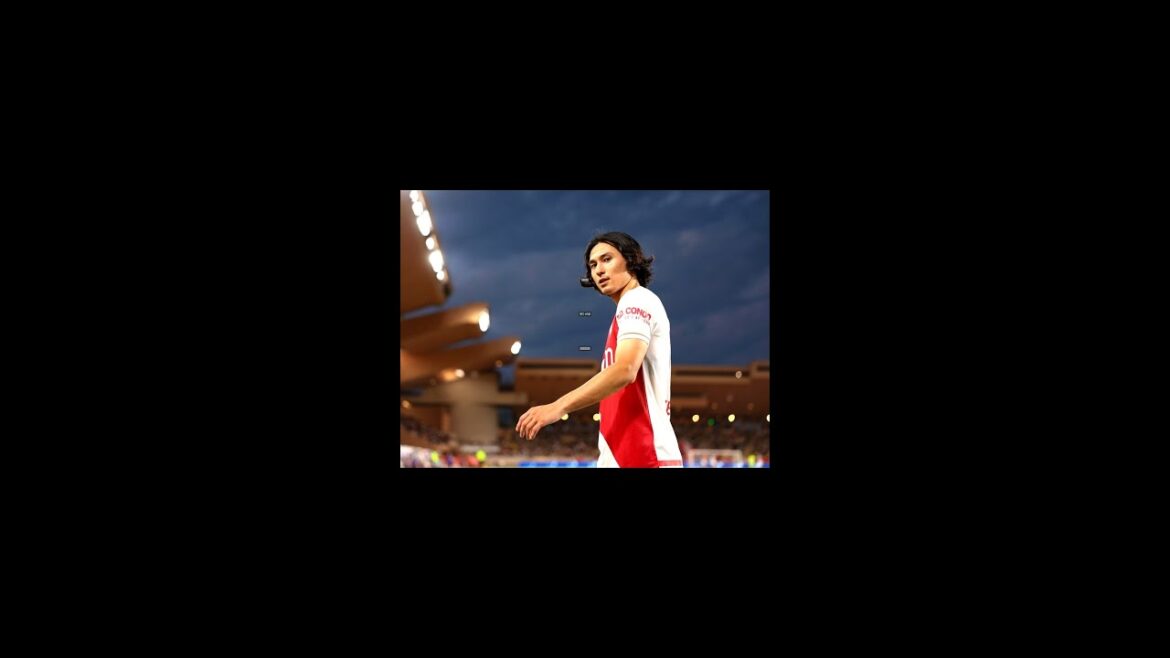 南野拓実が劇的ダイビングヘッド!今季初ゴールでチームを勝利に導く