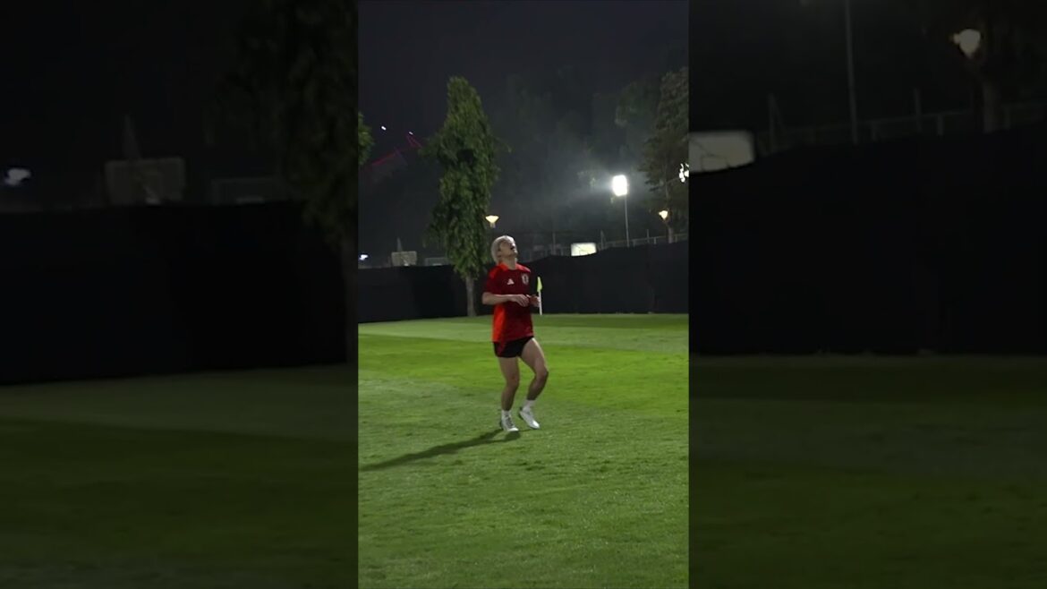 伊東選手のパーフェクトトラップ!#サッカー日本代表#スポーツ#伊東純也 #最高の景色を