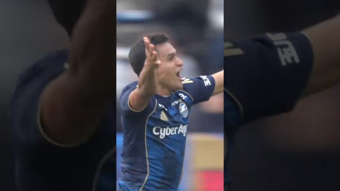 相馬のクロスからエリキ🎯2試合連続先制弾⚽️|#水戸ホーリーホック 戦 #shorts #Jリーグ #サッカー 相馬のクロスからエリキ🎯2試合連続先制弾⚽️|#水戸ホーリーホック 戦 #shorts #Jリーグ #サッカー