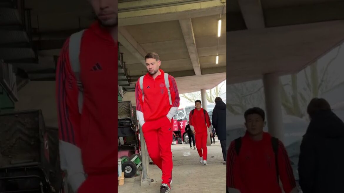 HIROKI ITO RAFFAEL GUERREIRO AND MIN JAE KIM BEFORE BUNDESLIGA MATCH VS IN BREMEN HIROKI ITO RAFFAEL GUERREIRO AND MIN JAE KIM BEFORE BUNDESLIGA MATCH VS IN BREMEN