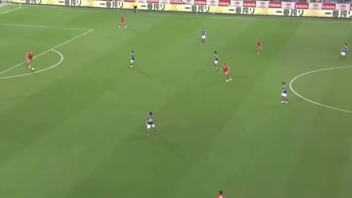 冨安健洋 爆速インターセプトからチャンスクリエイトをもう一度 2023年10月17日 日本vs.チュニジア 冨安健洋 爆速インターセプトからチャンスクリエイトをもう一度 2023年10月17日 日本vs.チュニジア