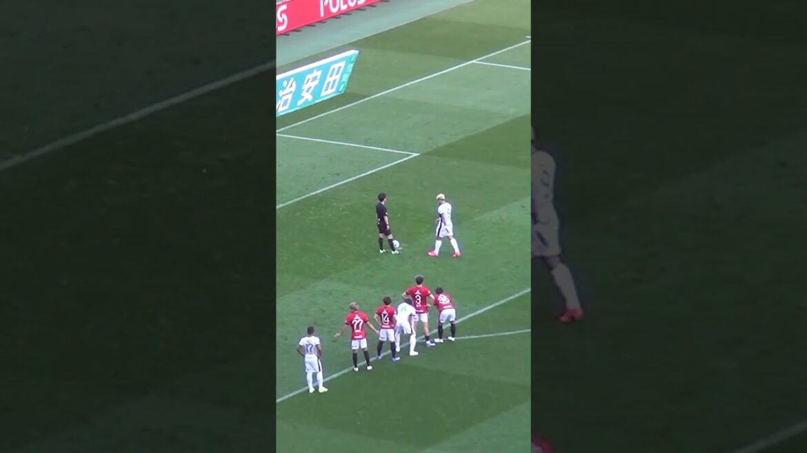 レオセアラのPKゴール　縦 | 2026百年構想リーグ 浦和レッズ 2-3 鹿島アントラーズ | Kashima Antlers