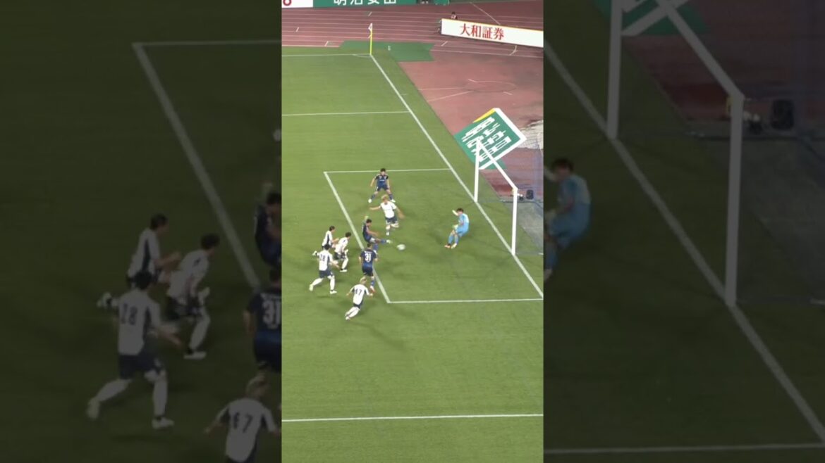 エリキの勢いが止まらない🔥今シーズン4点目!|#ジェフユナイテッド千葉 戦 #shorts #Jリーグ #サッカー エリキの勢いが止まらない🔥今シーズン4点目!|#ジェフユナイテッド千葉 戦 #shorts #Jリーグ #サッカー