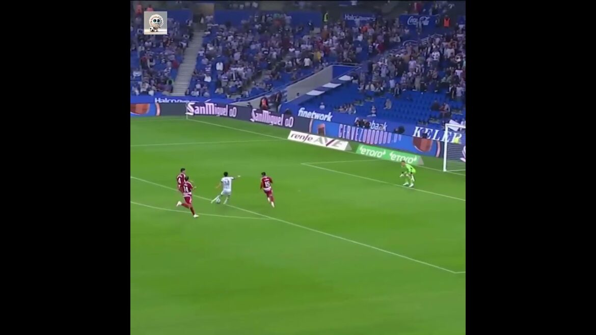 中盤からの爆速ドリブル！久保建英の完璧すぎるゴール #shorts