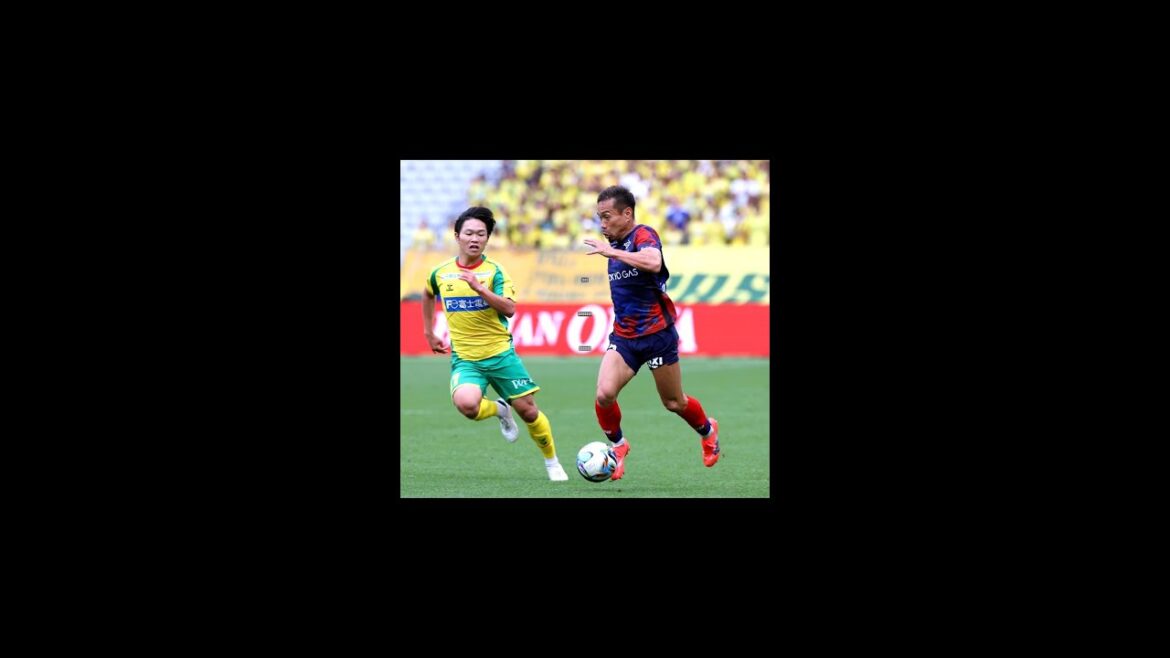 17歳姫野誠、長友佑都との22歳差対決で今季初ゴール！