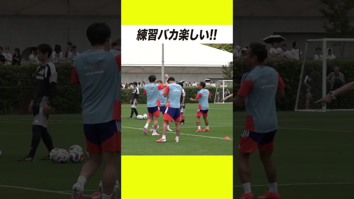 中村俊輔コーチと一緒にロンド⚽️ 長友佑都「練習バカ楽しい！」
