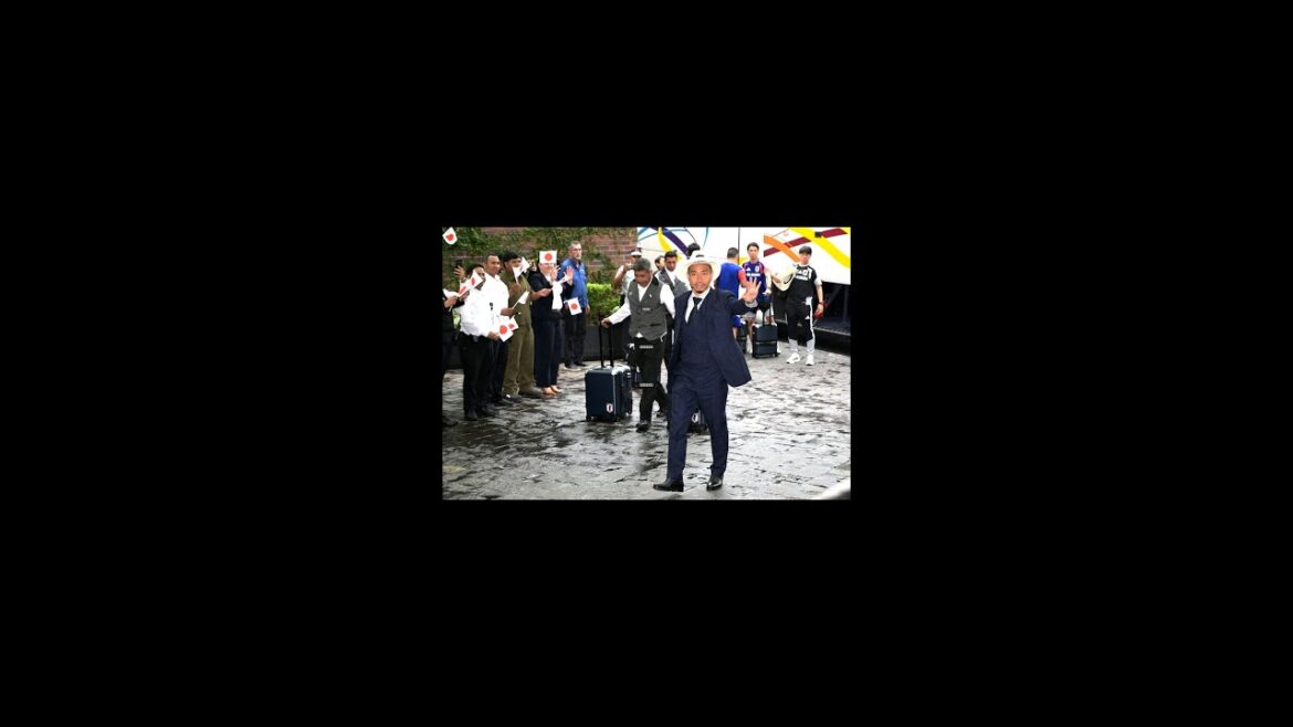 長友佑都、メキシコでハット姿の真相!州知事からのサプライズプレゼント 長友佑都、メキシコでハット姿の真相!州知事からのサプライズプレゼント