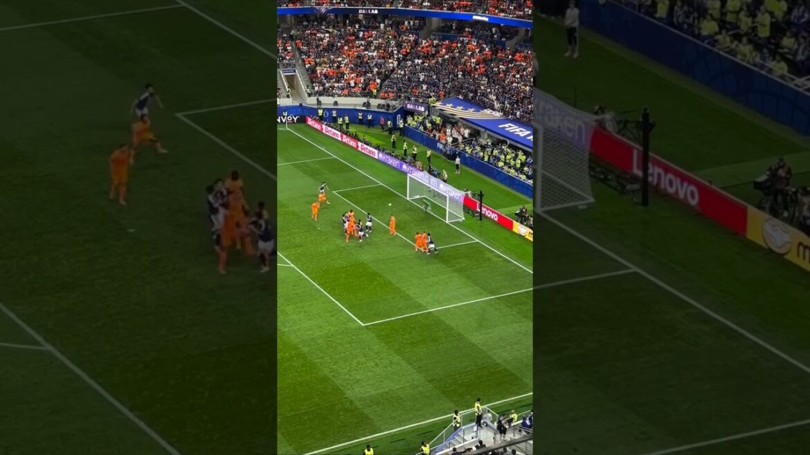 サッカー日本代表　小川航基と鎌田大地のヘディング現地映像　オランダに価値ある引き分け北中米ワールドカップ　#ワールドカップ　#worldcup #shorts