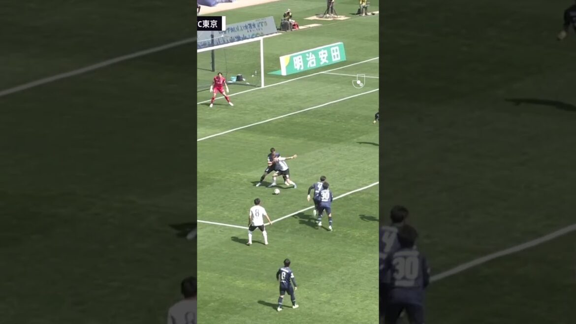 Players who spread their wings from the J.LEAGUE to the world stage! ✈️🌎 FC TOKYO: Yuto Nagatomo Players who spread their wings from the J.LEAGUE to the world stage! ✈️🌎 FC TOKYO: Yuto Nagatomo
