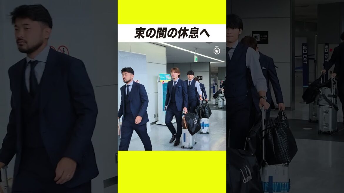 成田空港にも日本代表メンバーが到着🛬中村敬斗を先頭に久保建英、田中碧の姿も👏 成田空港にも日本代表メンバーが到着🛬中村敬斗を先頭に久保建英、田中碧の姿も👏