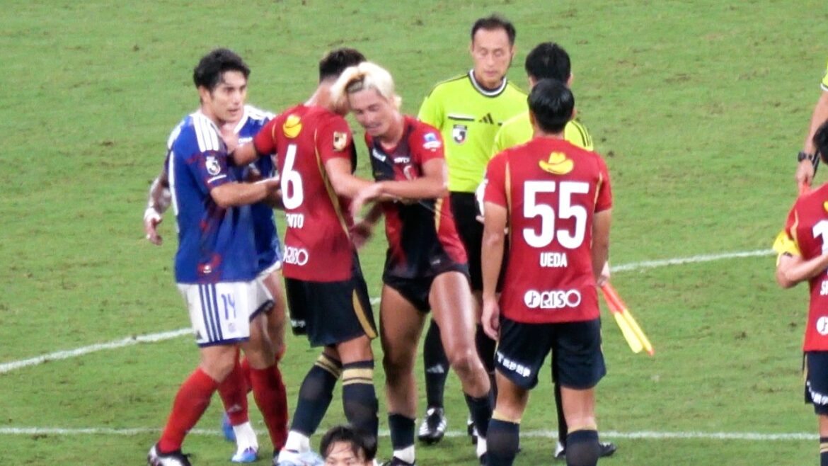 2026/27Jリーグ 開幕戦 試合終了後【鈴木優磨】が元鹿島の【知念慶】を煽る⁉ 現地映像 横浜F・マリノス×鹿島アントラーズ